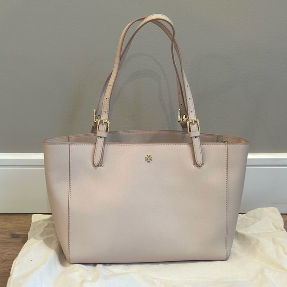Tory Burch- York Oak Small Buckle Tote Handbag - Picture 2 of 10